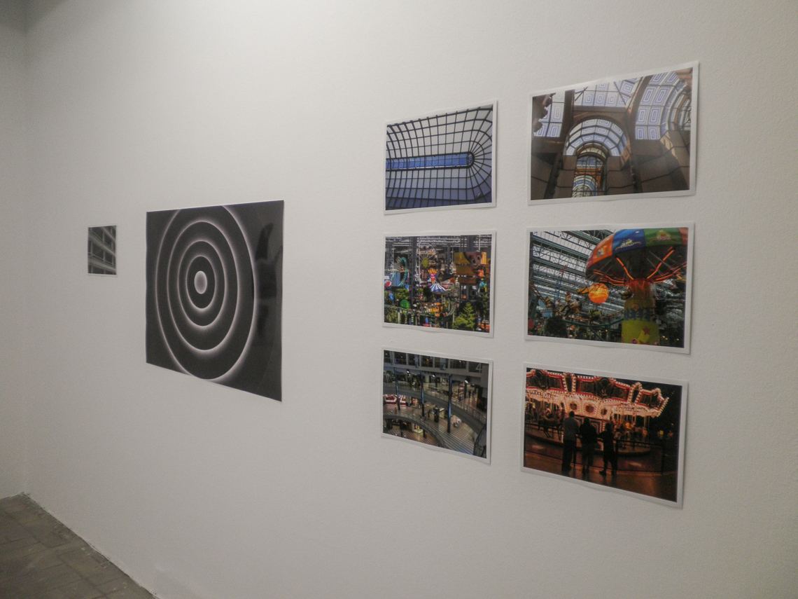 Walter Benjamin in the Mall of America — installation view, wall detail